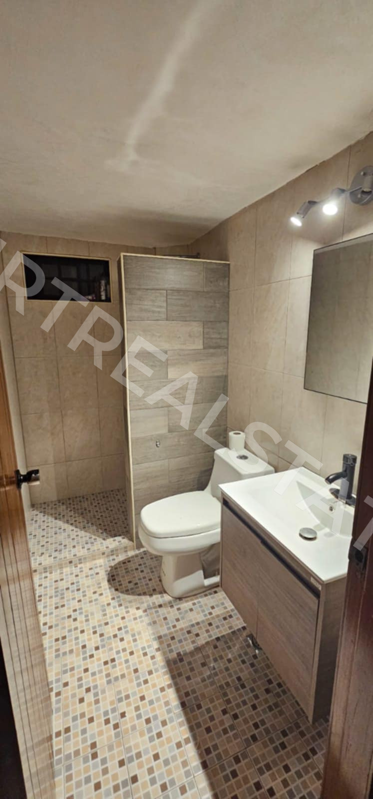 Foto 14 - Propiedad en venta en Colonia Roger Gomez, Altamira 