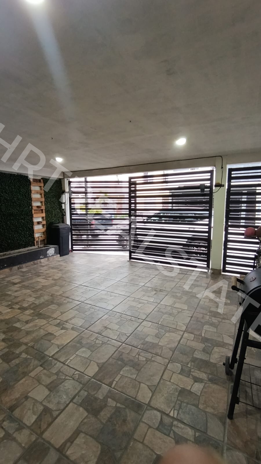 Foto 3 - Propiedad en venta en Jardines de Arboledas 